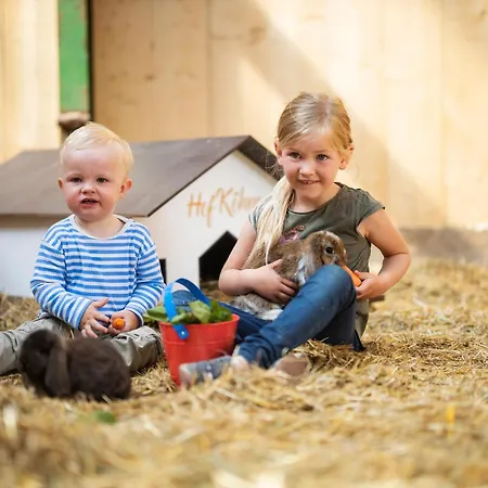Hof Koehne - Altes - Dachstube Links Schmallenberg